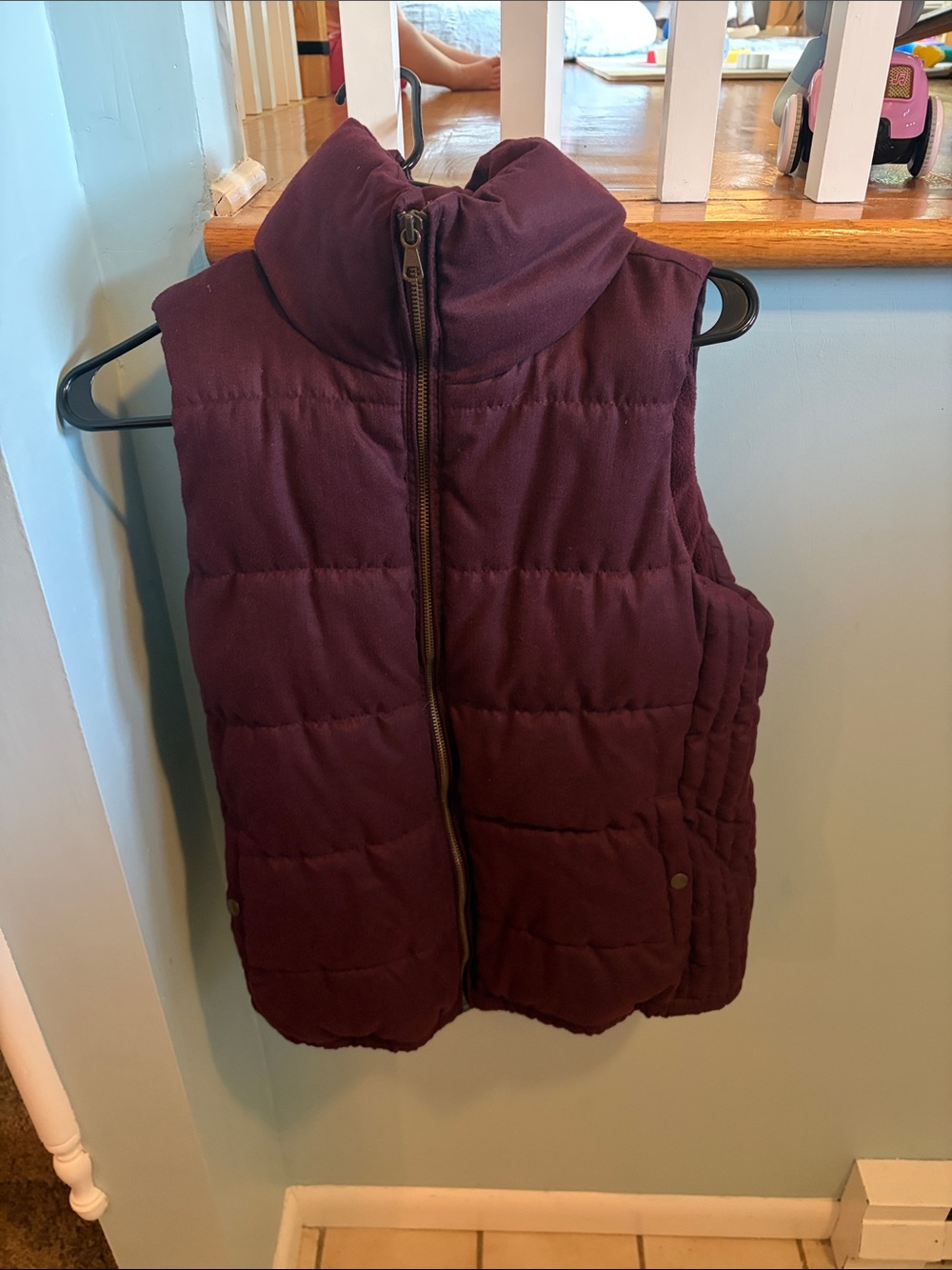 Old Navy Quilted Puffer Vest in Plum Purple
